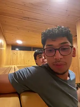 Snapshot of toritoga chatting on April 5, 2026, 7:05 am toritoga online show from April 5, 2026, 7:05 am