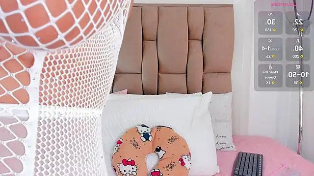 emily rivas  online show from February 9, 2026, 11:36 am