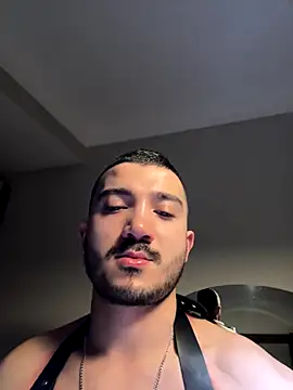 carloos593 online show from December 18, 2025, 5:08 pm