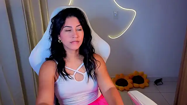 chloebum  online show from January 19, 2026, 11:03 am