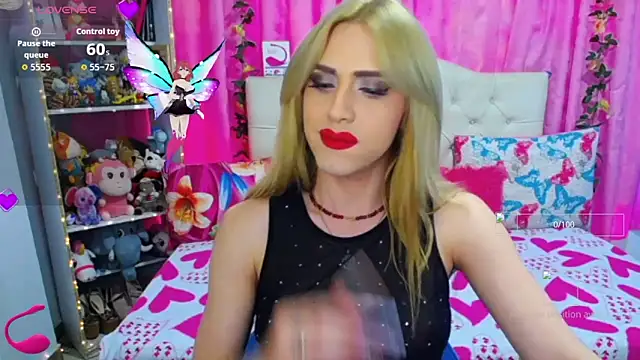 Snapshot of golden_girl01 chatting on October 5, 2025, 6:28 pm golden girl01 online show from October 5, 2025, 6:28 pm