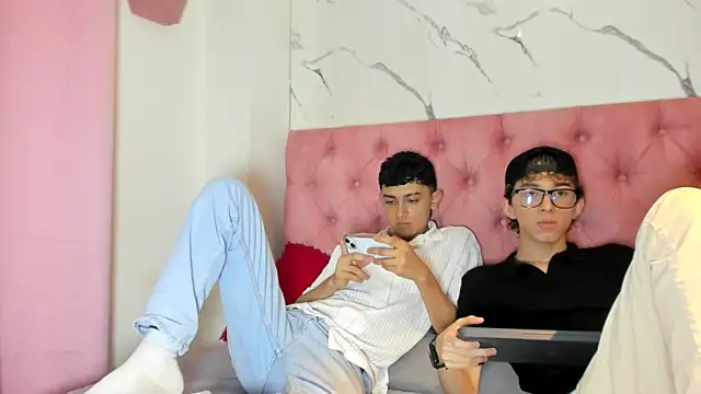 double temptation2 online show from December 13, 2025, 8:36 pm