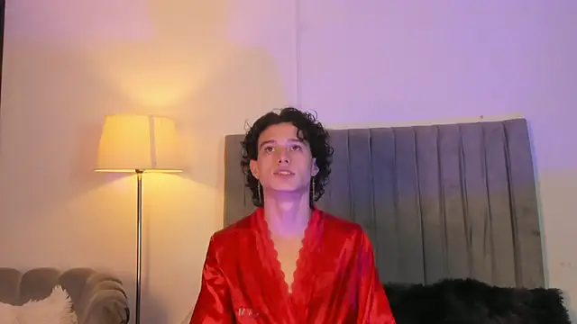 Im Perseo online show from December 17, 2025, 8:59 pm