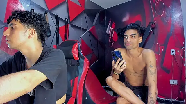 Hot Boys Without Limits online show from February 4, 2026, 3:56 am