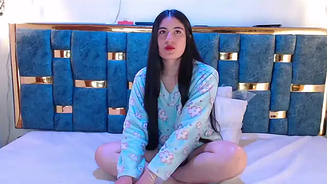 CATALINA HIL9 online show from February 3, 2026, 2:21 am