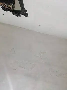 Izacutan online show from March 25, 2026, 4:24 pm