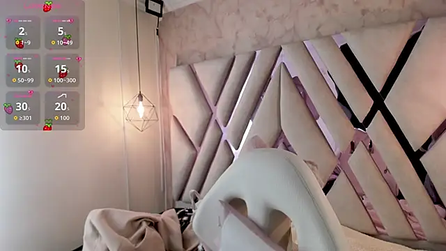 Lovely-martina online show from February 16, 2026, 12:23 pm