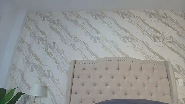 Snapshot of Yuliana-ambell chatting on March 13, 2026, 7:31 pm Yuliana-ambell online show from March 13, 2026, 7:31 pm