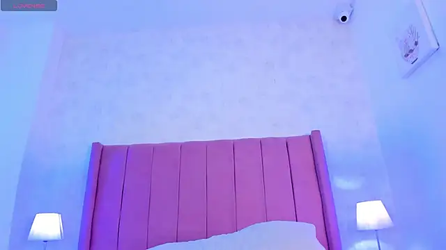 Snapshot of Yuliana-ambell chatting on March 14, 2026, 8:03 pm Yuliana-ambell online show from March 14, 2026, 8:03 pm