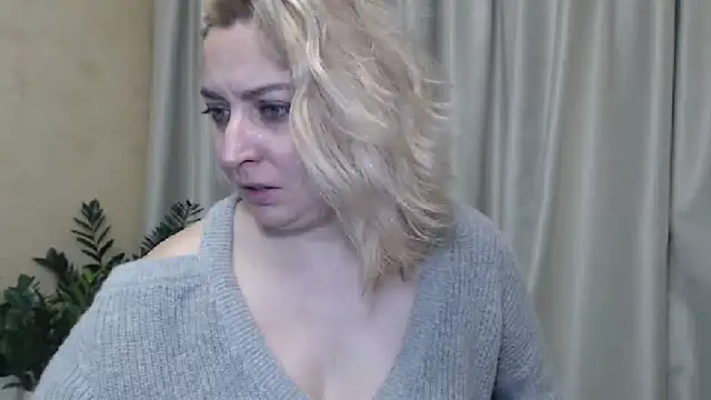 sweetpussy13 online show from December 10, 2024, 10:17 am