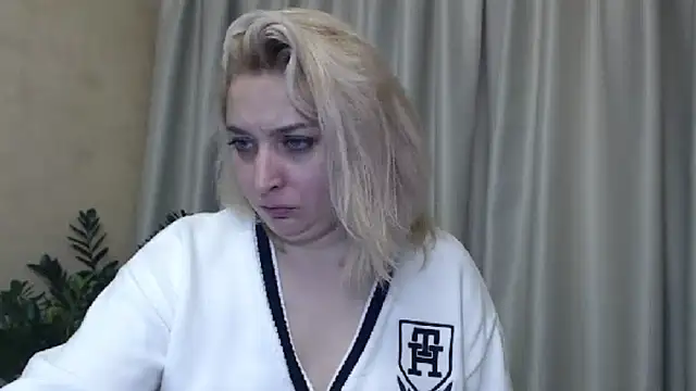 sweetpussy13 online show from December 15, 2024, 11:12 am