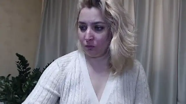 sweetpussy13 online show from March 23, 2025, 6:58 am