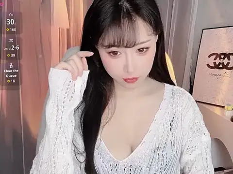 Anna25899 online show from December 17, 2025, 1:33 am