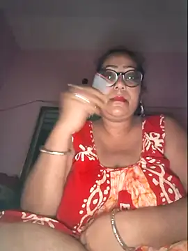 MISTI KOLK online show from July 10, 2026, 5:37 pm