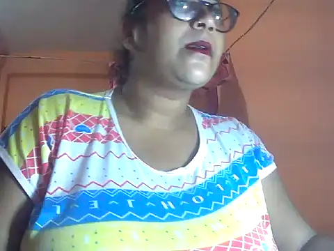 MISTI KOLK online show from August 6, 2026, 5:48 pm