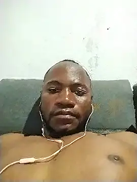 Snapshot of Loyaslino chatting on July 13, 2026, 3:04 pm Loyaslino online show from July 13, 2026, 3:04 pm