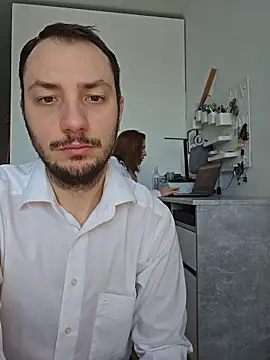 Lovebackground online show from January 16, 2026, 11:03 am