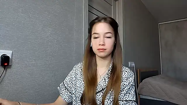 JiDzubak online show from December 18, 2025, 1:22 am