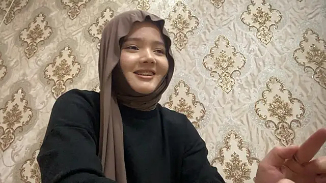 Katepleaurxo online show from December 16, 2025, 11:48 am