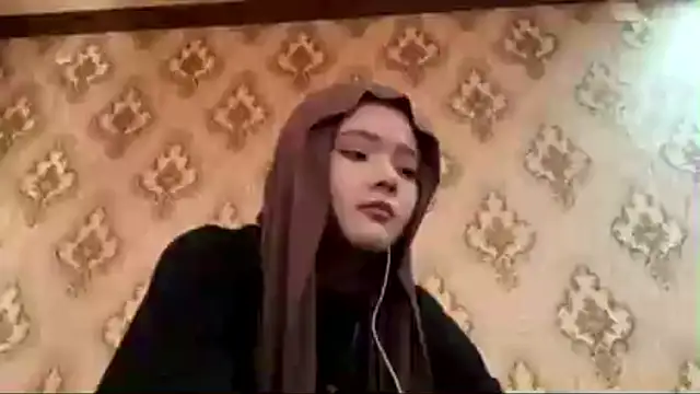 Katepleaurxo online show from May 13, 2026, 5:49 am