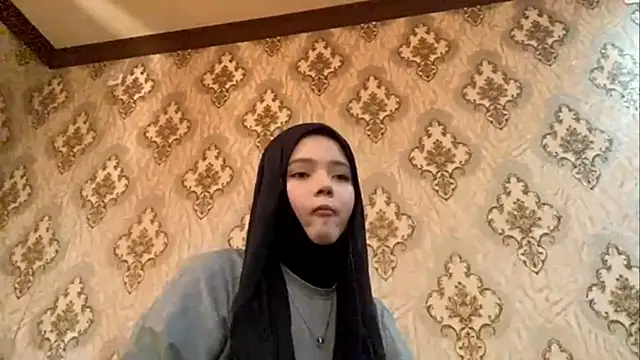 Katepleaurxo online show from May 14, 2026, 7:15 am