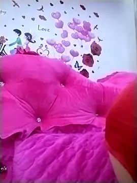 Lisa2k1 online show from December 18, 2025, 2:06 am