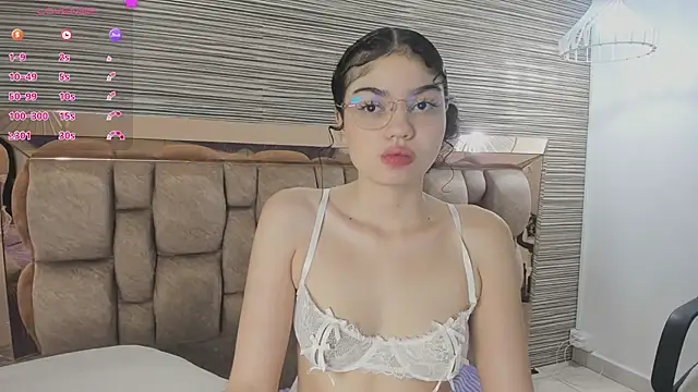 chloe cortez online show from June 11, 2026, 9:51 am
