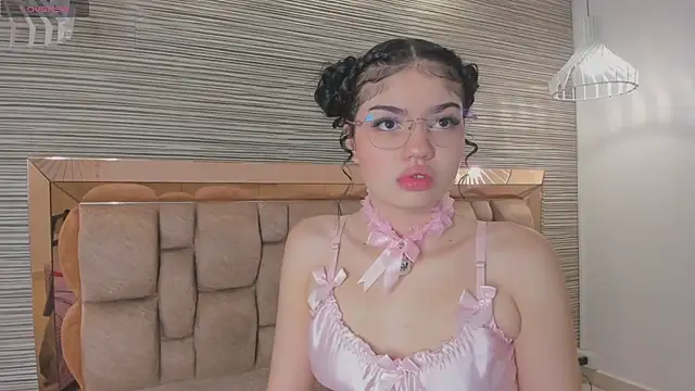 chloe cortez online show from June 16, 2026, 10:40 am