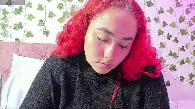 Ayla-marttinez online show from July 24, 2026, 12:08 am
