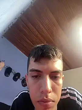 Juan Gomezz26 online show from March 18, 2026, 8:12 pm