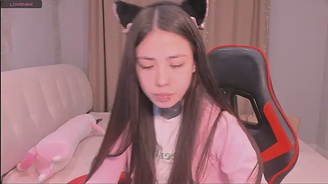 Kendall Nox online show from December 18, 2025, 9:10 pm