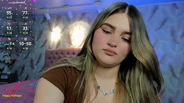 Snapshot of Luna_volk_ chatting on December 14, 2025, 3:23 am Luna volk online show from December 14, 2025, 3:23 am