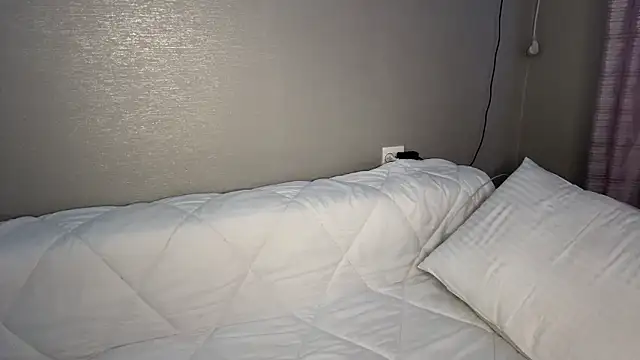 Freya land online show from February 25, 2026, 4:05 pm