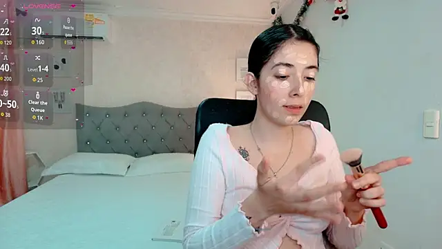 emmalove doll online show from January 5, 2026, 8:12 pm