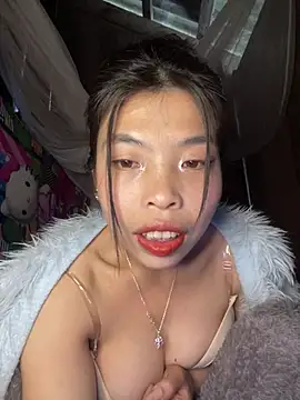 Snapshot of lux-su chatting on February 10, 2026, 7:01 am lux-su online show from February 10, 2026, 7:01 am