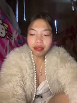 Snapshot of lux-su chatting on March 7, 2026, 2:41 am lux-su online show from March 7, 2026, 2:41 am