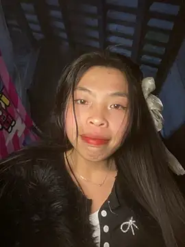 Snapshot of lux-su chatting on March 14, 2026, 2:55 pm lux-su online show from March 14, 2026, 2:55 pm