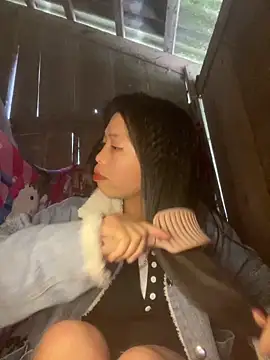 Snapshot of lux-su chatting on March 15, 2026, 5:46 am lux-su online show from March 15, 2026, 5:46 am