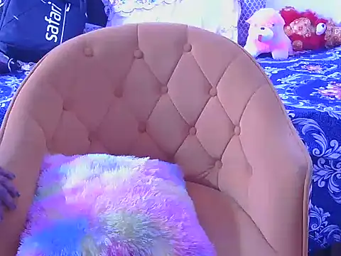 hey-pinky online show from April 28, 2026, 3:44 am