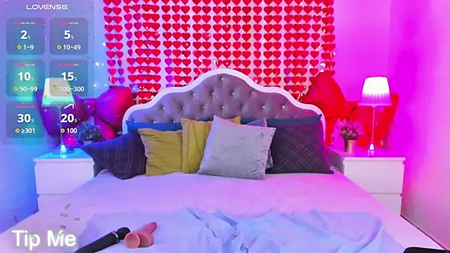 Snapshot of katymeaw chatting on February 12, 2026, 1:28 pm katymeaw online show from February 12, 2026, 1:28 pm