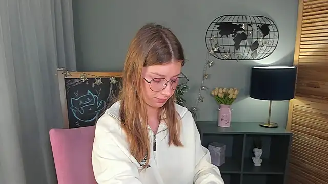 katymeaw online show from May 30, 2026, 1:25 am