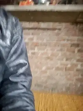 Deshi bhabhi669 online show from December 14, 2025, 5:40 pm