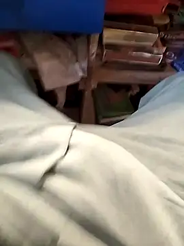 mohit08desi online show from December 18, 2025, 9:48 am