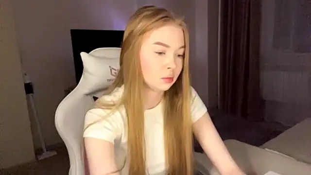 LumiSun online show from March 15, 2026, 7:42 pm