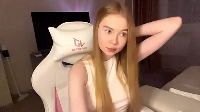 LumiSun online show from March 19, 2026, 7:29 pm