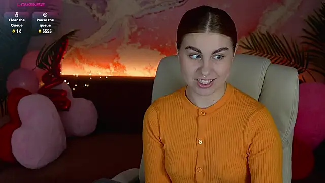 Snapshot of GingerPinky chatting on February 23, 2026, 1:41 pm GingerPinky online show from February 23, 2026, 1:41 pm