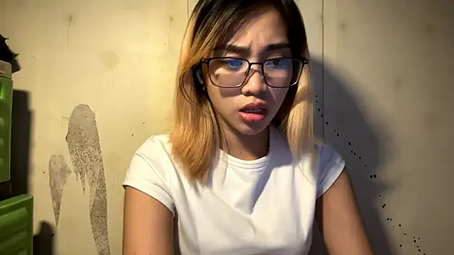 LenoraFrailey online show from January 16, 2026, 1:15 pm