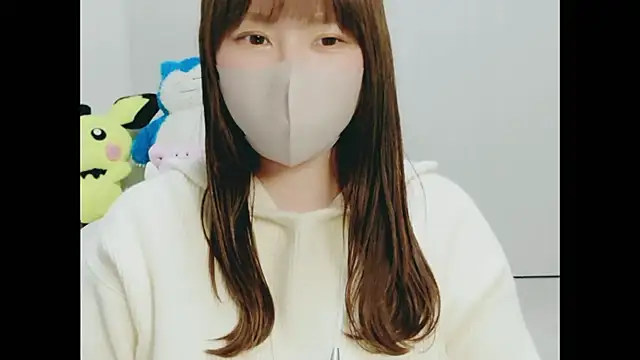 yuyuchan   online show from April 24, 2026, 10:39 am