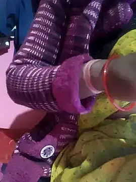 Soniya5533 online show from December 20, 2025, 9:22 pm