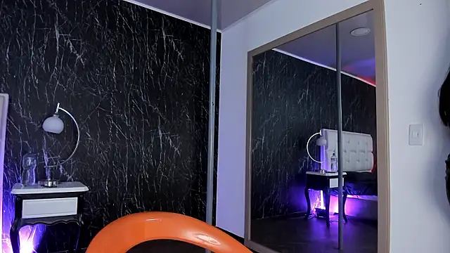 AriaTakahashi online show from February 5, 2026, 8:02 pm